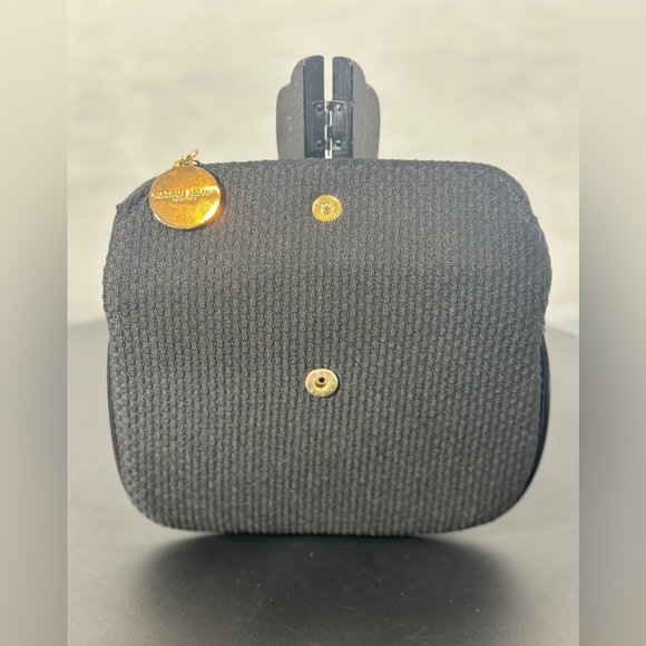 GIORGIO ARMANI PARFUMS Elegant black clutch bag Size M - Picture 3 of 6